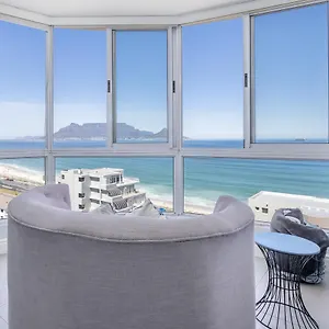 Oceanview Bloubergstrand