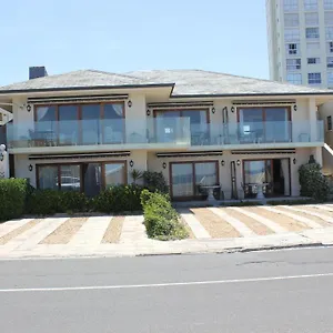 Mt Bijoux Preferred Bloubergstrand